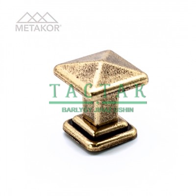 Ручка-кнопка Tower Square 19.4100.68 бронза 35х35, Metakor